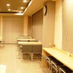 パチンコ屋のすぐそばにある飲食店ってズルいよな