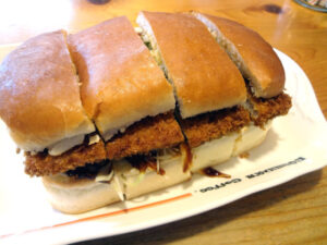 パチンコでちょっと勝ったからコメダ珈琲で豪遊しに来たわ